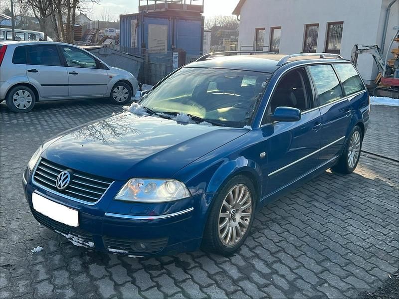Gebraucht VW Passat 193 PS (141 kW) 2001 Blau Kombi