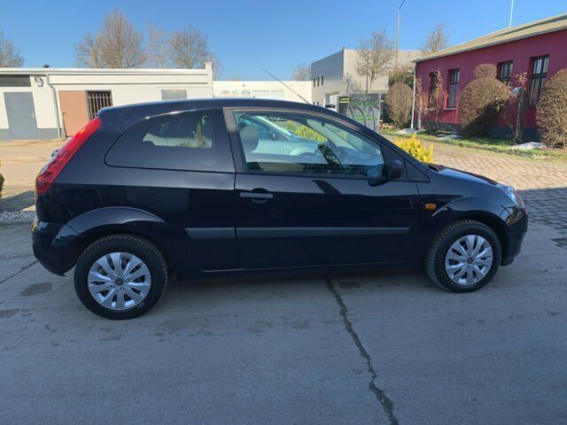 Gebraucht Ford Fiesta Fun X 60 PS (44 kW) 2007 Blau Kleinwagen