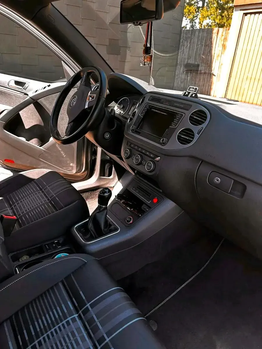 Gebraucht VW Tiguan 150 PS (110 kW) 2015 Grau SUV