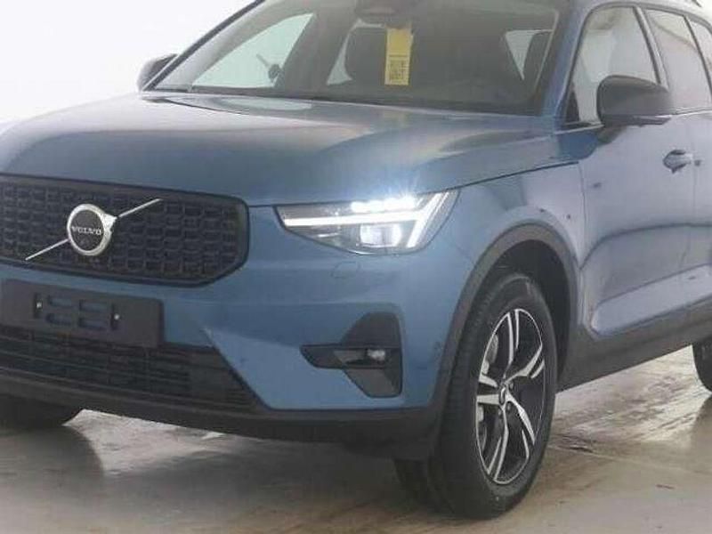 Gebraucht Volvo XC40 Plus 163 PS (119 kW) 2025 Blau SUV