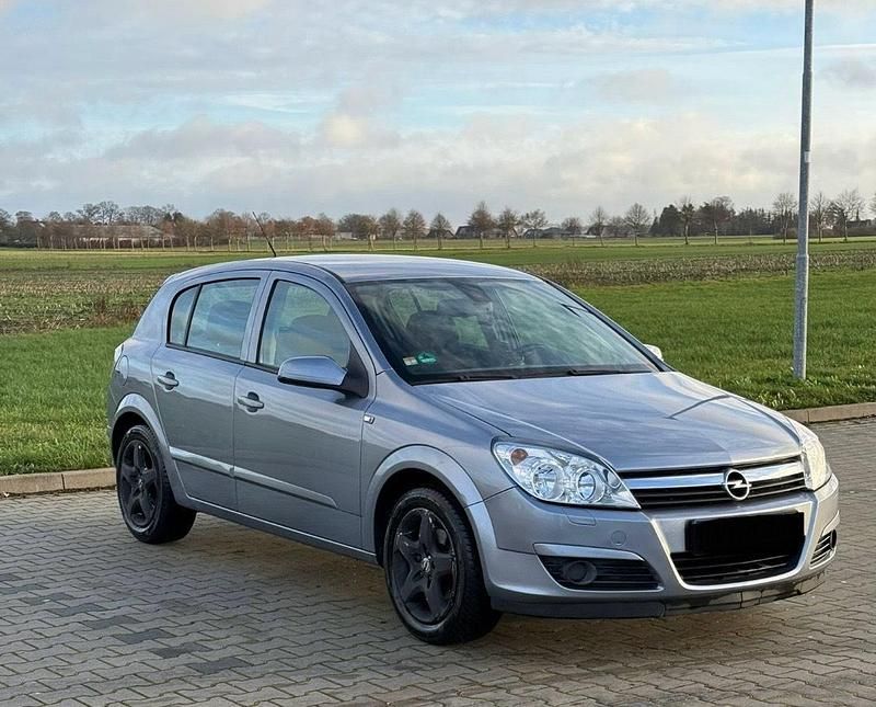 Gebraucht Opel Astra 90 PS (66 kW) 2007 Silber Kleinwagen