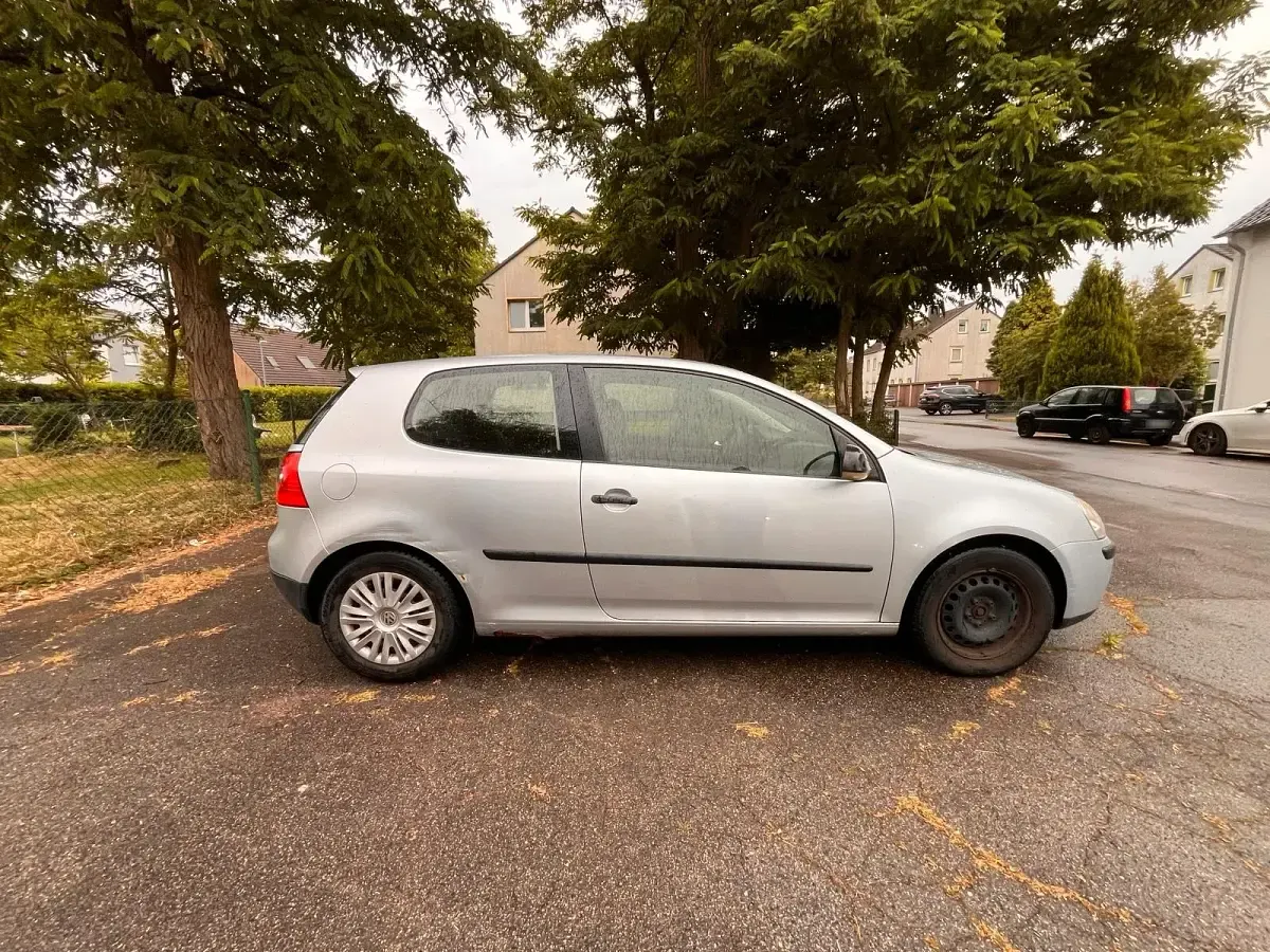 Gebraucht VW Golf 80 PS (58 kW) 2007 Grau Coupé