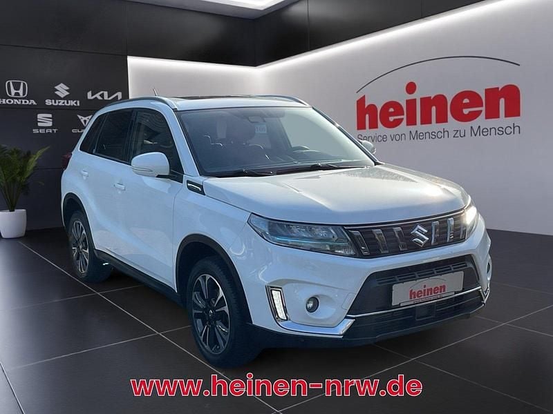 Gebraucht Suzuki Vitara Comfort+ 140 PS (102 kW) 2021 Weiß SUV