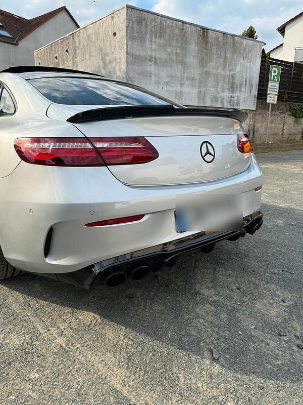 Gebraucht Mercedes E400 Edition 1 333 PS (244 kW) 2017 Silber Coupé