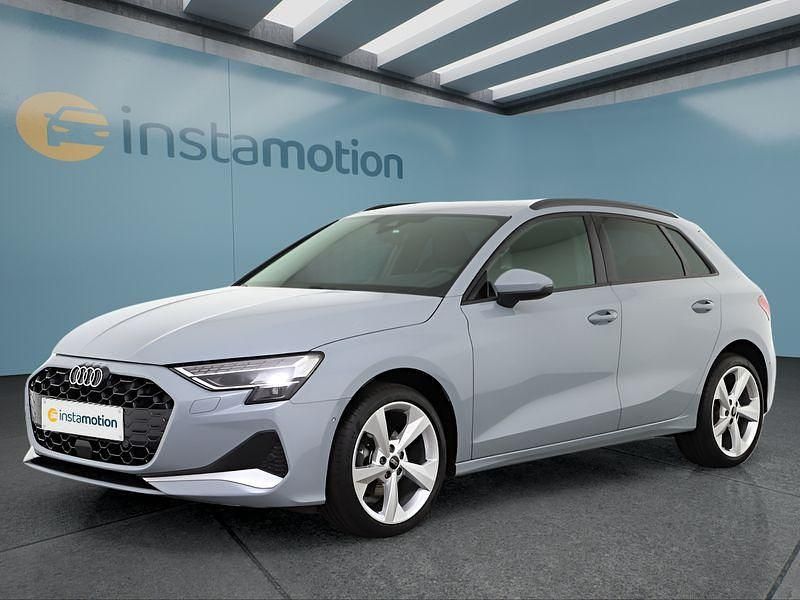 Grau Gebraucht 2024 Audi A3 Sportback Kleinwagen | 30.999 € (Fairer Preis) - Bild 1/4
