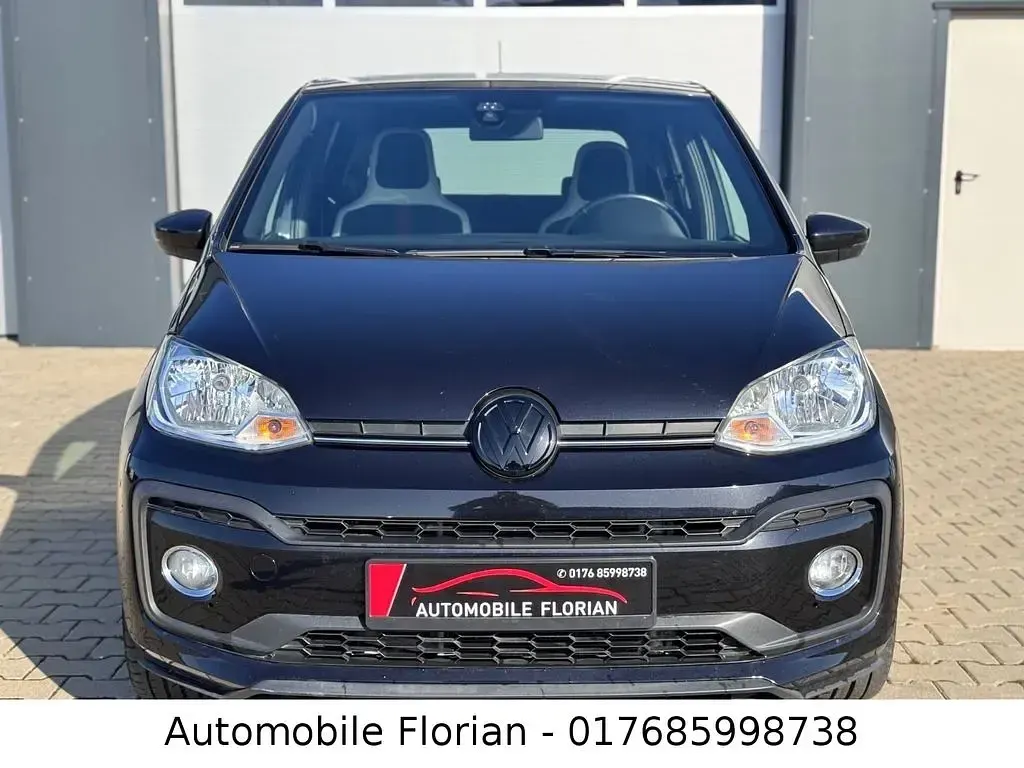 Second-hand VW up! high up! 90 CP (66 kW) 2018 Negru Hatchback