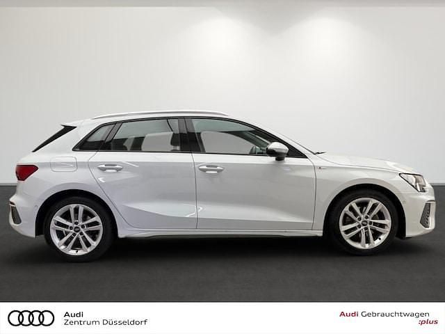 Gebraucht Audi A3 S-Line 150 PS (110 kW) 2023 Gletscherweiß metallic Limousine