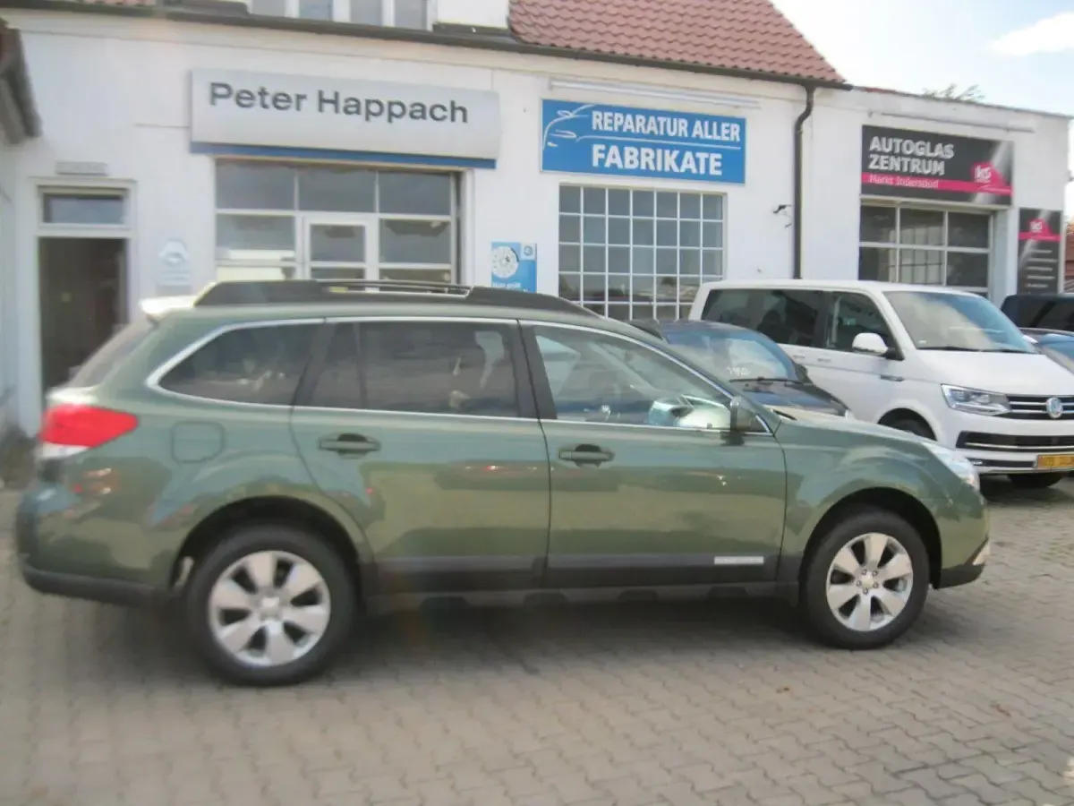Gebraucht Subaru Outback Comfort 167 PS (122 kW) 2012 Grün Kombi