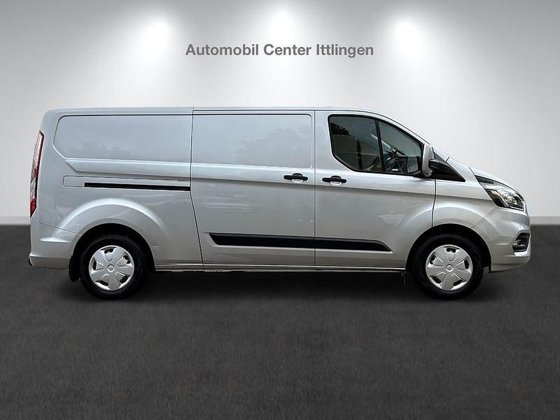 Gebraucht Ford Transit Custom 105 PS (77 kW) 2018 Silber Van / Kleinbus