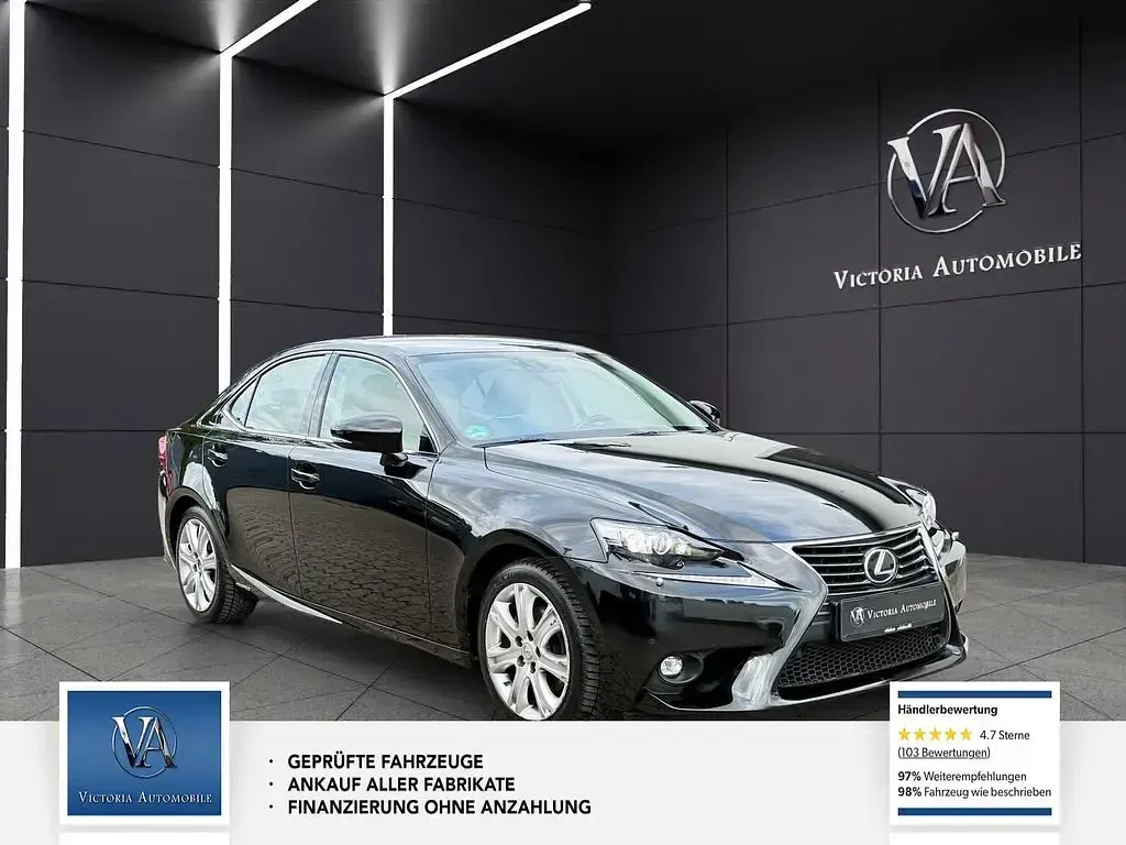 Gebraucht Lexus IS300h Luxury Line 223 PS (164 kW) 2017 Starlight black Limousine