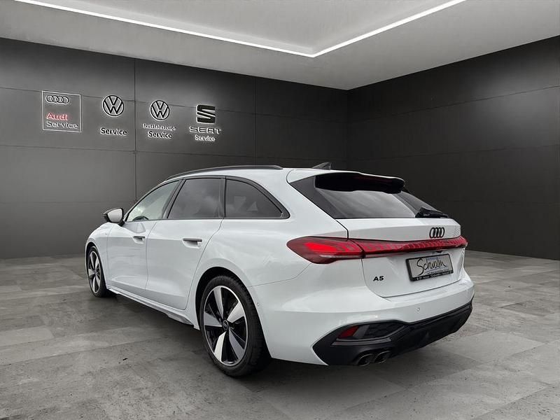 Gebraucht Audi A5 S-Line 204 PS (150 kW) 2025 Weiß Kombi