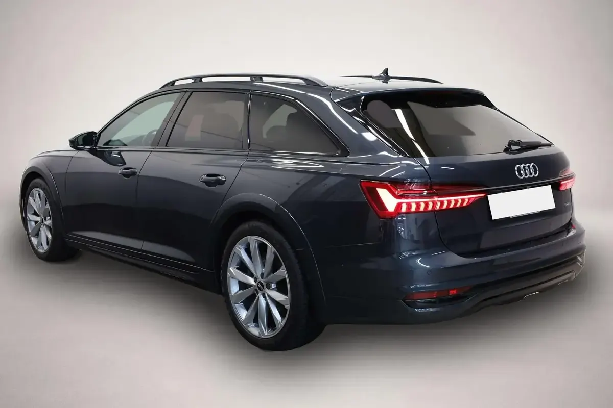Gebraucht Audi A6 Allroad Ambiente 204 PS (150 kW) 2024 Manufacturer Kombi