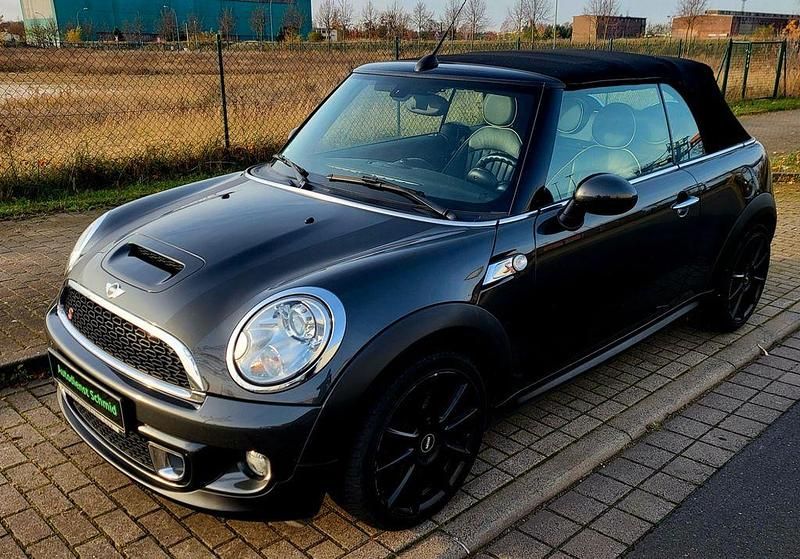 Grau Gebraucht 2013 Mini Cooper S Cabriolet Cabrio | 9.400 € (Guter Preis) - Bild 1/4