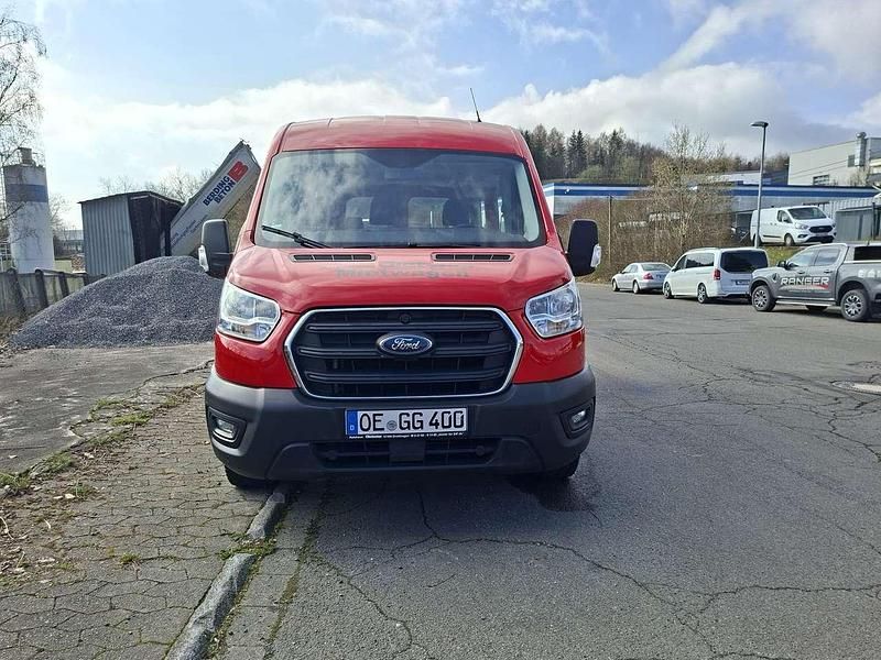 Gebraucht Ford Transit Trend 131 PS (96 kW) 2020 Racerot Van / Kleinbus