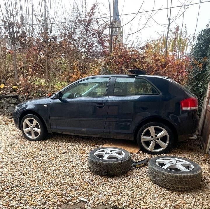 Blau Gebraucht 2004 Audi A3 Coupé | 1.600 € (Fairer Preis) - Bild 1/1