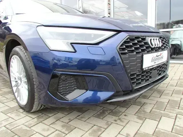 Gebraucht Audi A3 Advanced Plus 204 PS (150 kW) 2021 Blau Limousine