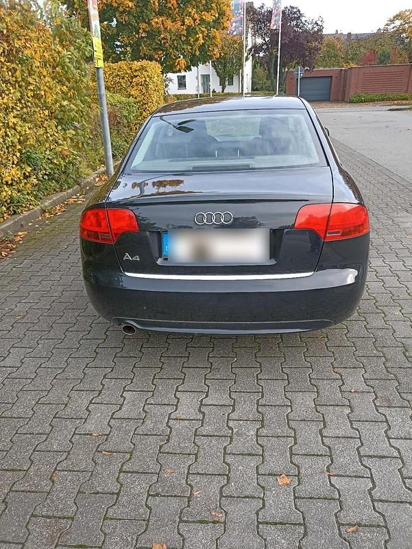 Gebraucht Audi A4 102 PS (75 kW) 2007 Schwarz Limousine