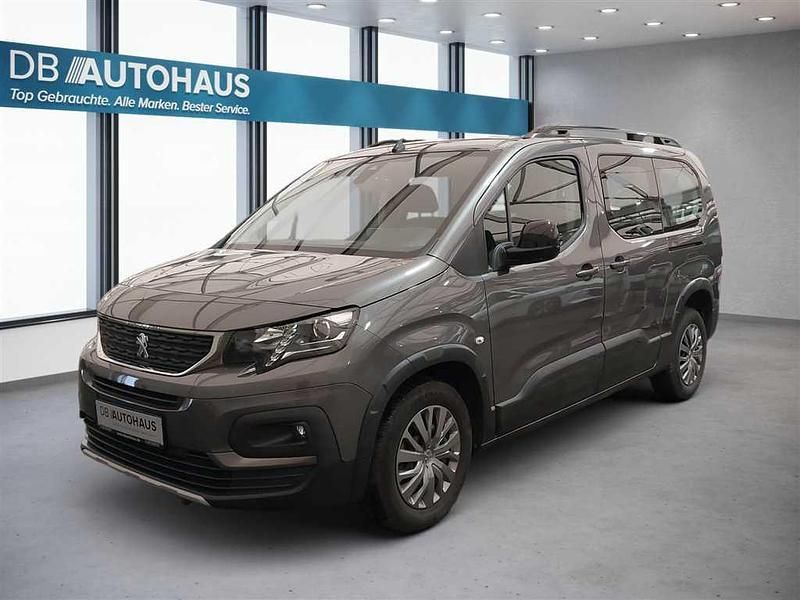 Grau Gebraucht 2023 Peugeot Rifter Allure Van / Kleinbus | 27.580 € (Etwas zu teuer) - Bild 1/4