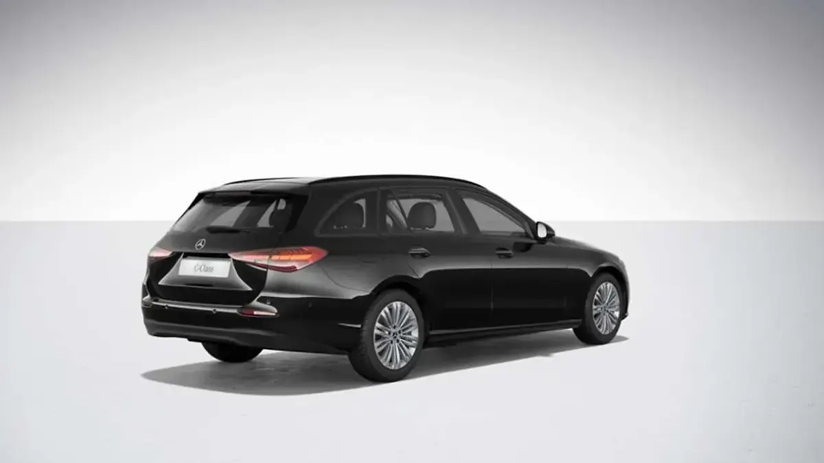 Gebraucht Mercedes C220 200 PS (147 kW) 2023 Schwarz Kombi