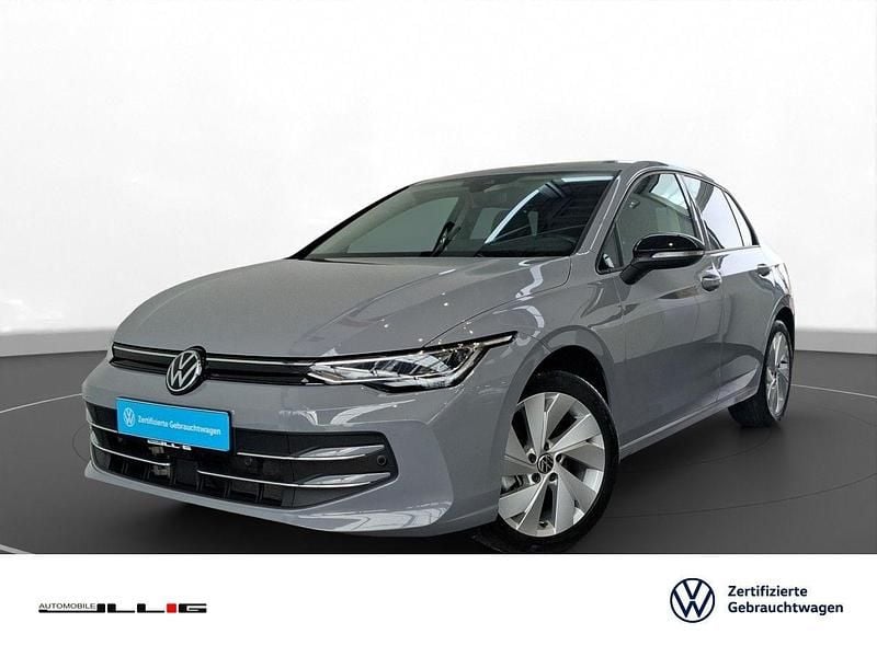 Gebraucht VW Golf VIII Goal 150 PS (110 kW) 2025 Mondsteingrau Limousine