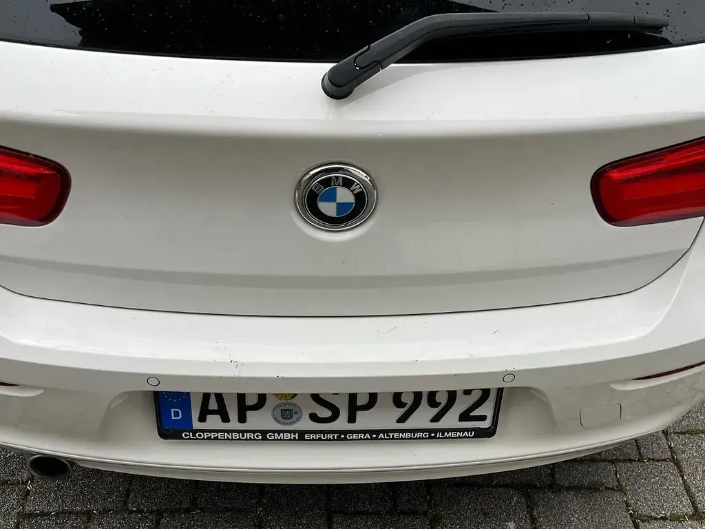 Gebraucht BMW 118 Performance 150 PS (110 kW) 2018 Weiß Kleinwagen