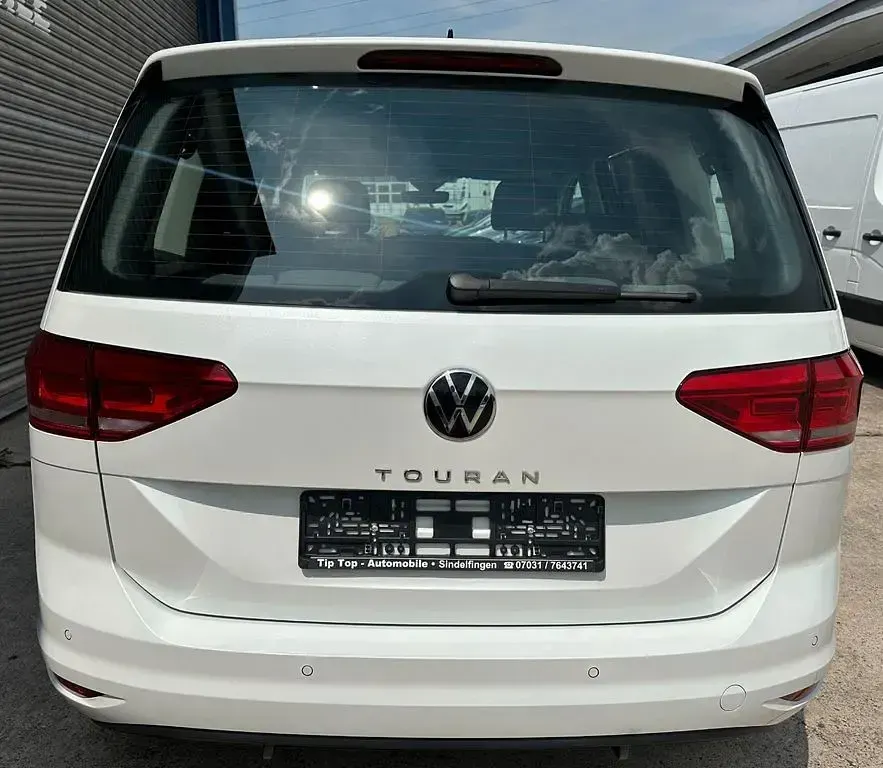 Gebraucht VW Touran Comfortline 150 PS (110 kW) 2025 Weiß Van / Kleinbus