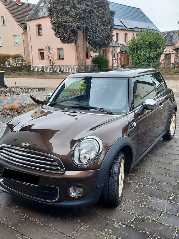 Gebraucht Mini ONE Chili 98 PS (72 kW) 2012 Braun Kleinwagen