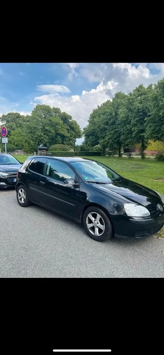 Gebraucht VW Golf V 90 PS (66 kW) 2005 Schwarz Kleinwagen