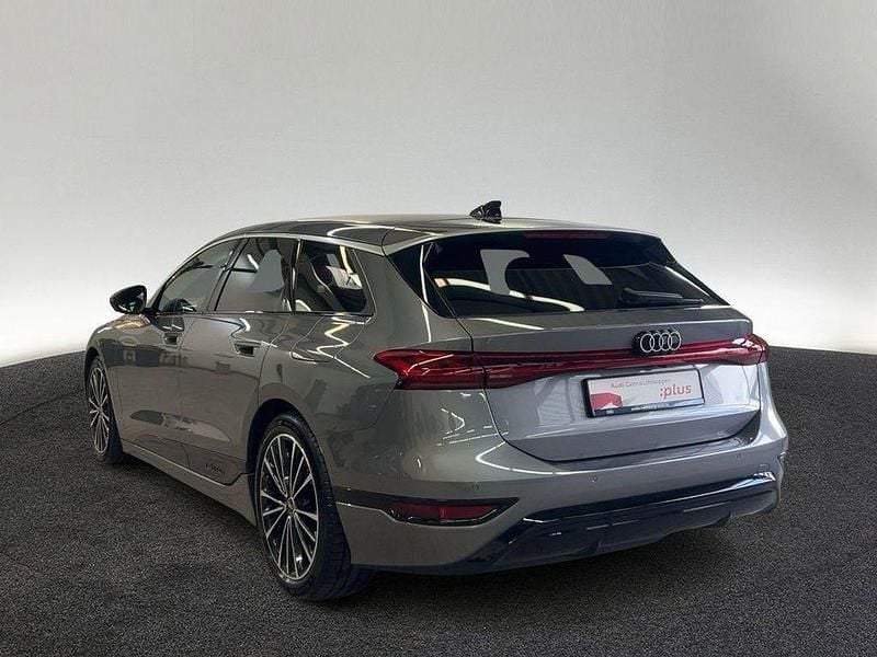 Gebraucht Audi A6 e-tron Performance 269 kW (367 PS) 2025 2l taifungrau metallic Kombi