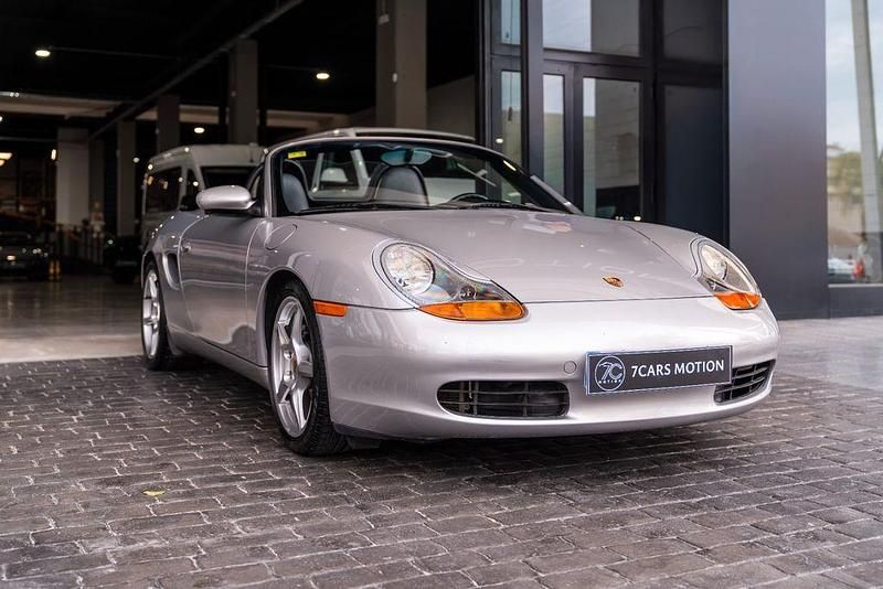 Second-hand Porsche Boxster 220 CP (161 kW) 2000 Gri Cabrio