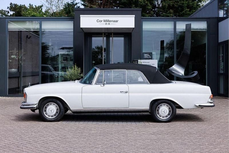 Gebraucht Mercedes W111 SE 160 PS (117 kW) 1970 Weiß Cabrio