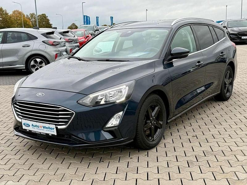 Gebraucht Ford Focus Cool & Connect 125 PS (91 kW) 2020 Blau Kombi