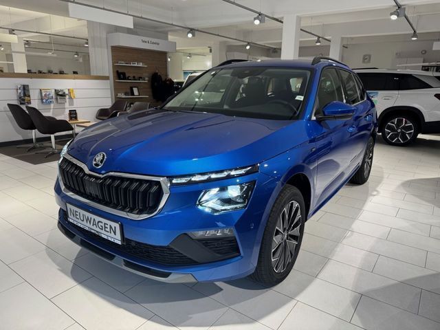 Race blau metallic Neu 2025 Skoda Kamiq Tour SUV | 31.390 € (Etwas zu teuer) - Bild 1/4