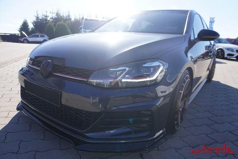 Blau Gebraucht 2018 VW Golf VII GTI Limousine | 23.390 € (Fairer Preis) - Bild 1/4