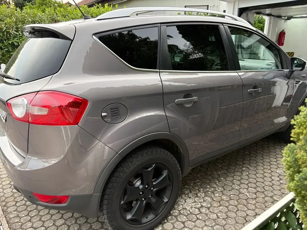 Gebraucht Ford Kuga Titanium S 140 PS (102 kW) 2012 Braun SUV