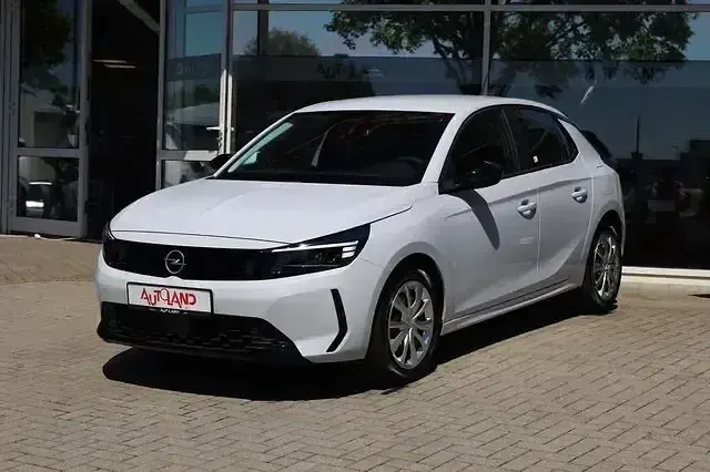 Neu Opel Corsa 101 PS (74 kW) 2026 Konturweissmet. Kleinwagen