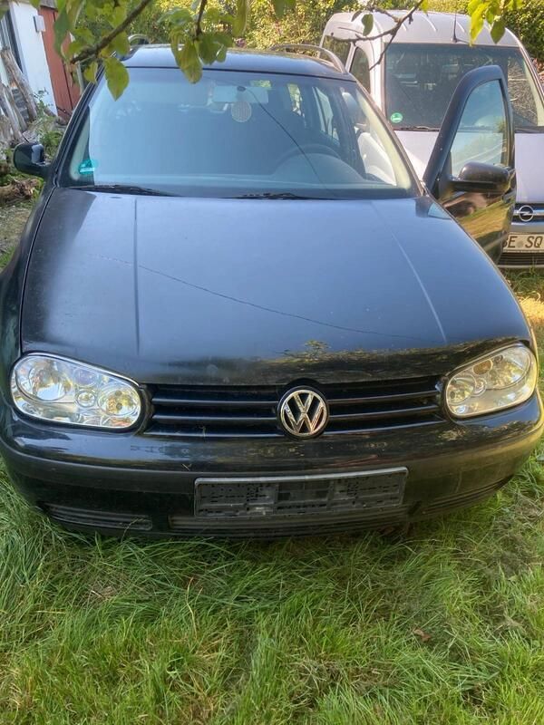 Schwarz Gebraucht 2002 VW Golf IV Kombi | 600 € (Superpreis) - Bild 1/4
