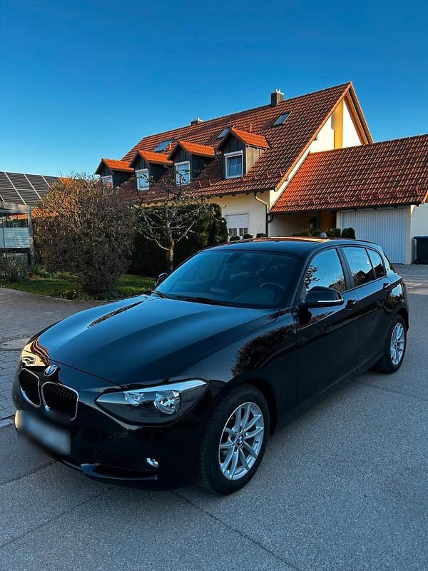 Gebraucht BMW 116 Advantage 136 PS (100 kW) 2014 Schwarz Kleinwagen