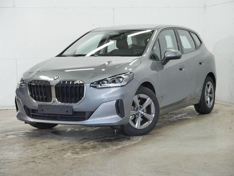 Gebraucht BMW 218 Active Tourer 150 PS (110 kW) 2024 Grau Van / Kleinbus