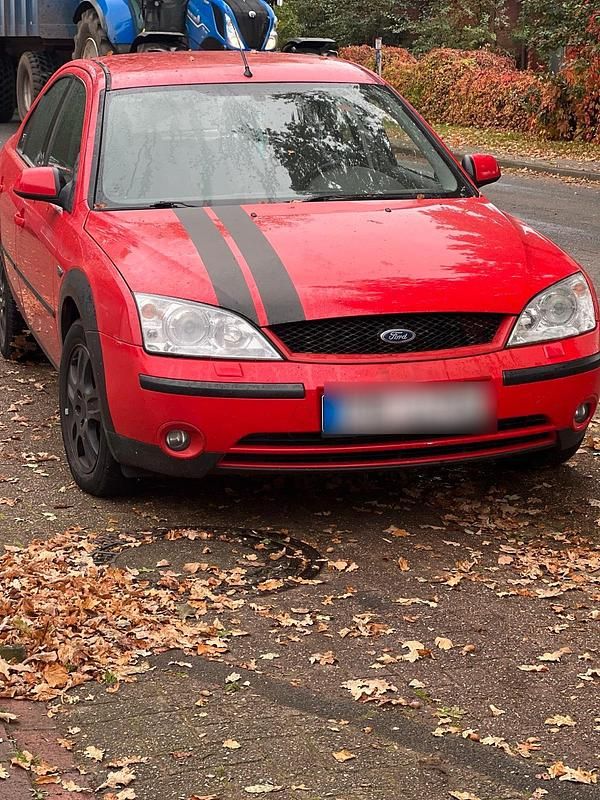 Rot Gebraucht 2003 Ford Mondeo Limousine | 950 € (Fairer Preis) - Bild 1/4