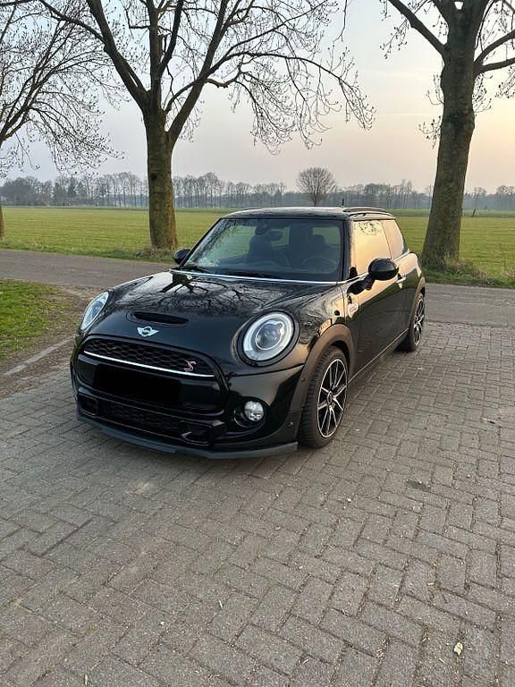 Gebraucht Mini John Cooper Works 211 PS (155 kW) 2014 Schwarz Kleinwagen
