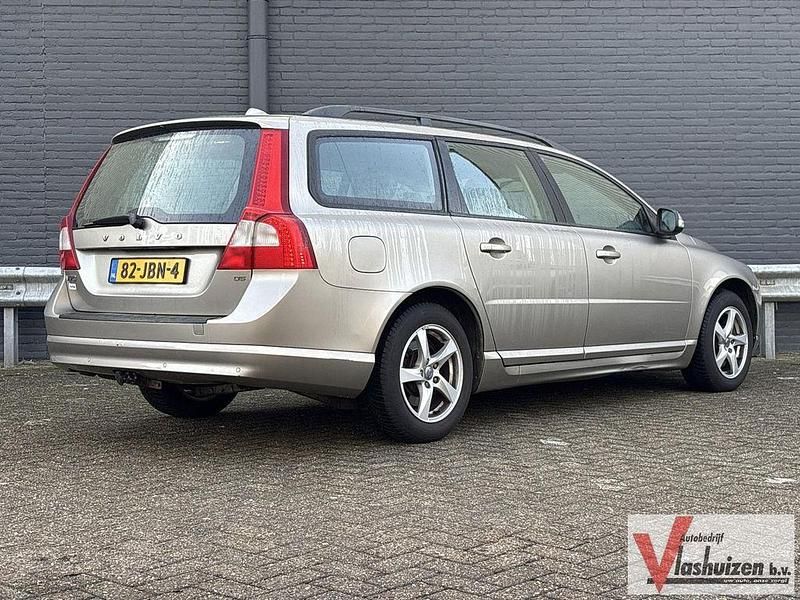 Gebraucht Volvo V70 185 PS (136 kW) 2007 Grau Kombi