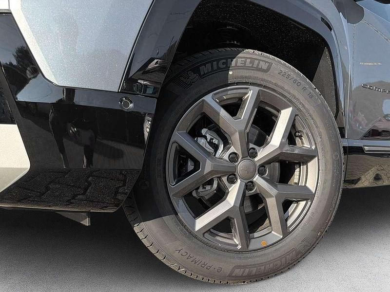 Neu Jeep Compass 145 PS (106 kW) 2026 Met grey evoluzione SUV