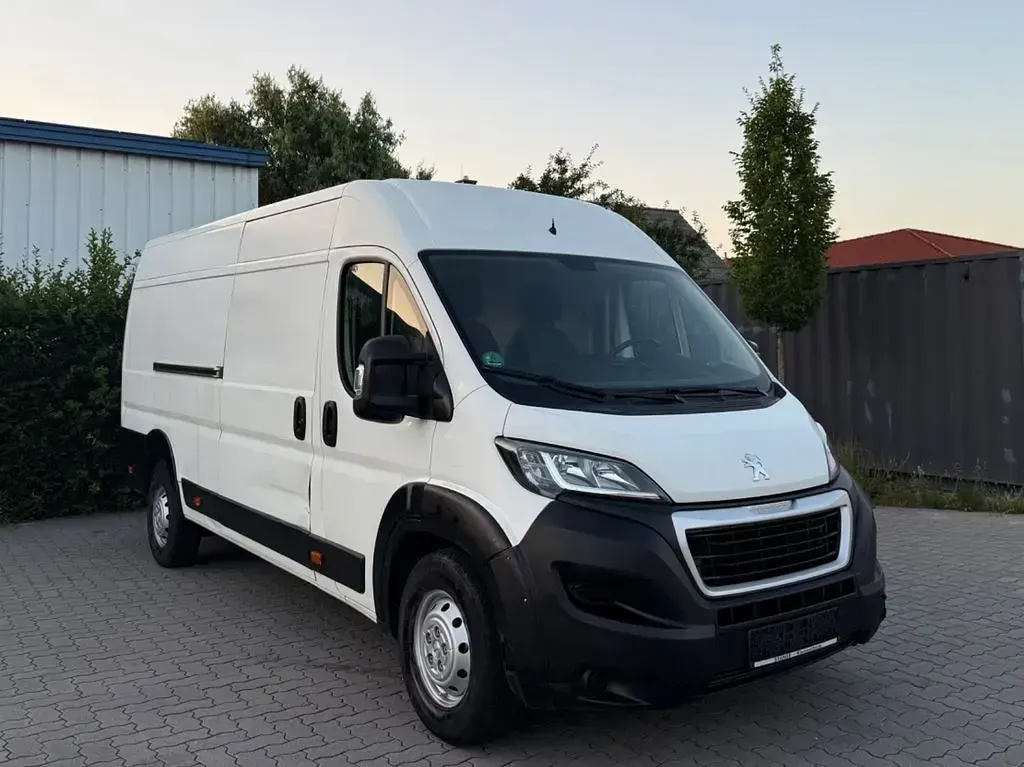 Gebraucht Peugeot Boxer Avantage 165 PS (121 kW) 2020 Weiß Van