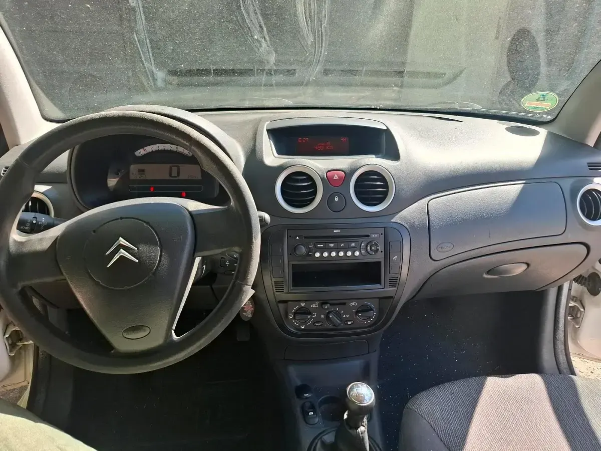 Gebraucht Citroën C3 60 PS (44 kW) 2009 Weiß Kleinwagen