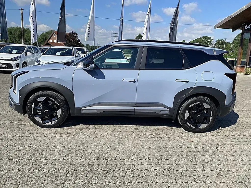 Neu Kia Seltos Spirit 179 PS (131 kW) 2026 Grau SUV
