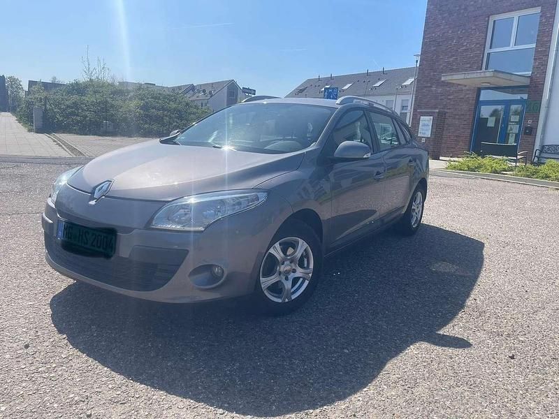 Gebraucht 2011 Renault Mégane GrandTour Kombi | 4.900 € (Fairer Preis) - Bild 1/4
