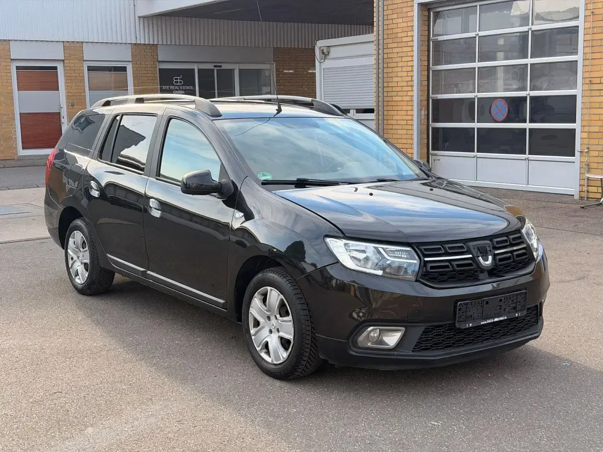 Gebraucht Dacia Logan MCV 90 PS (66 kW) 2017 Schwarz Kombi
