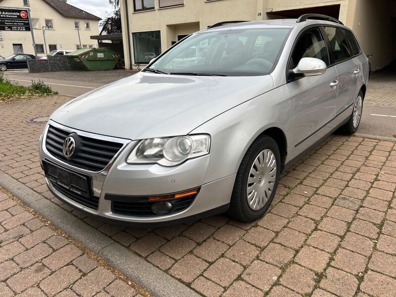 Silber Gebraucht 2008 VW Passat Kombi | 999 € (Superpreis) - Bild 1/4