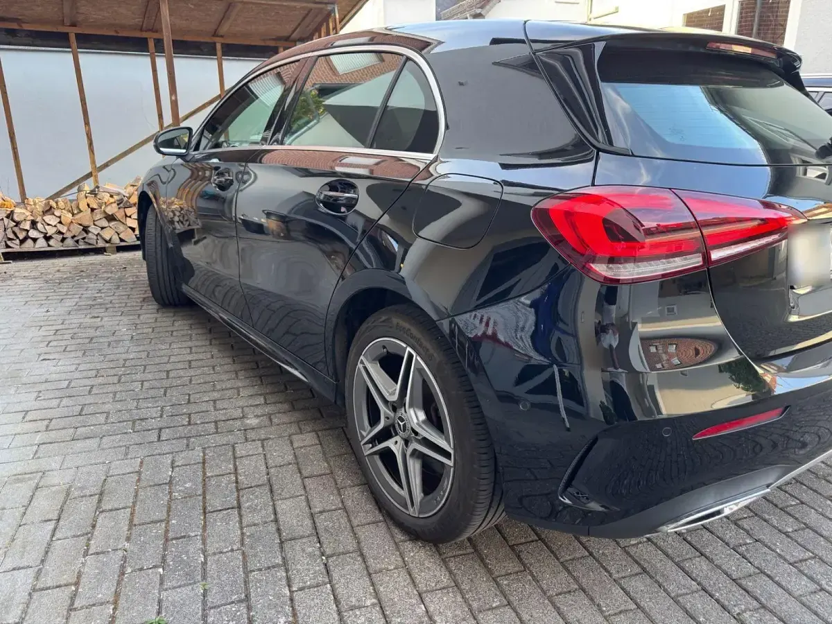 Gebraucht Mercedes A250 AMG 218 PS (160 kW) 2021 Schwarz Limousine